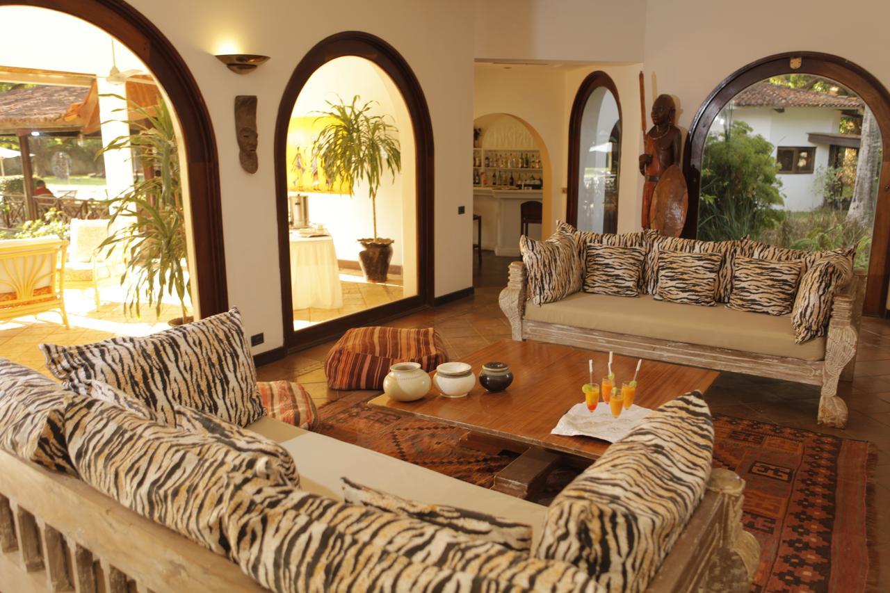 Mwembe Resort Малинди Экстерьер фото